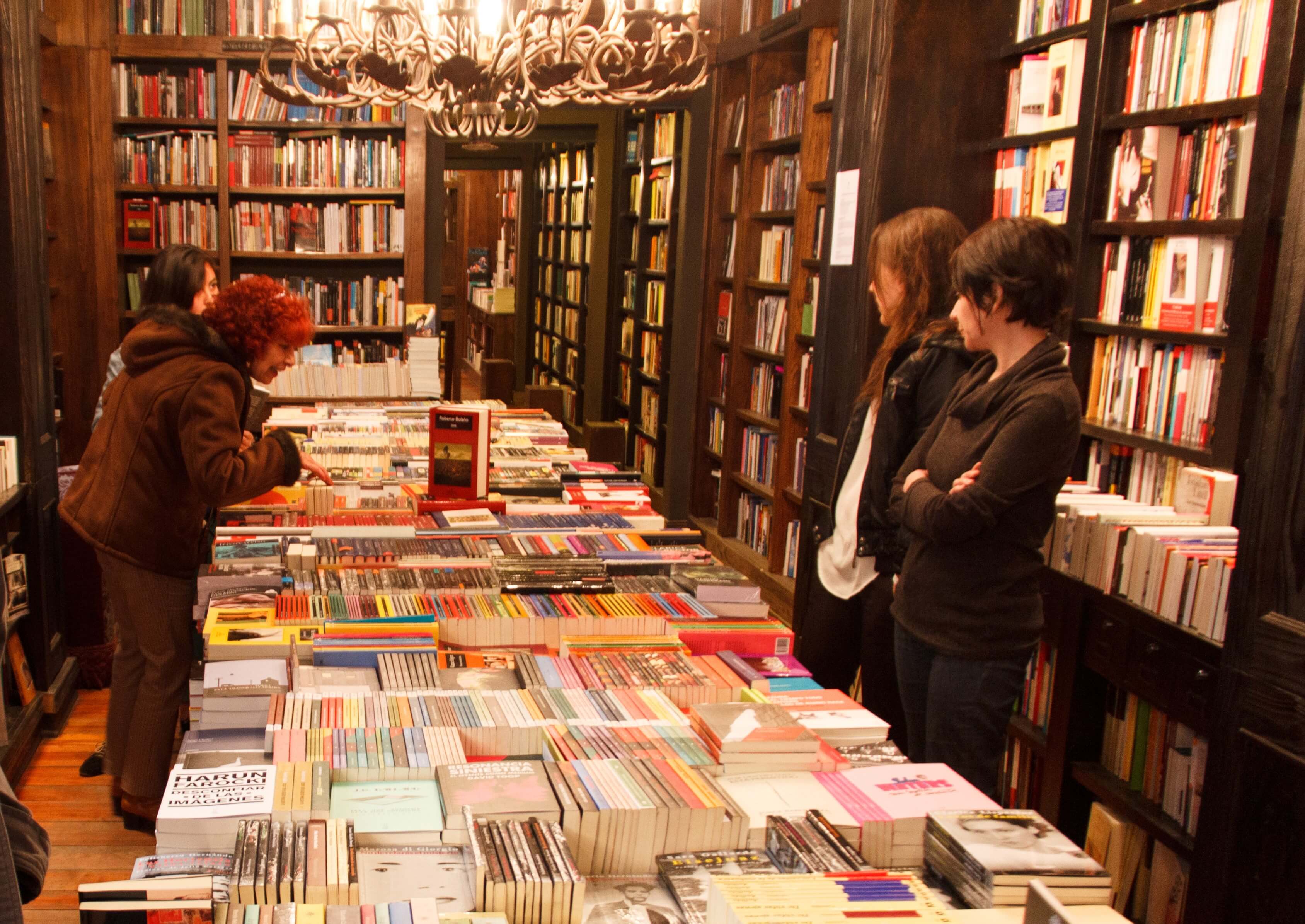 Recorrido por librerías. Biografías literarias